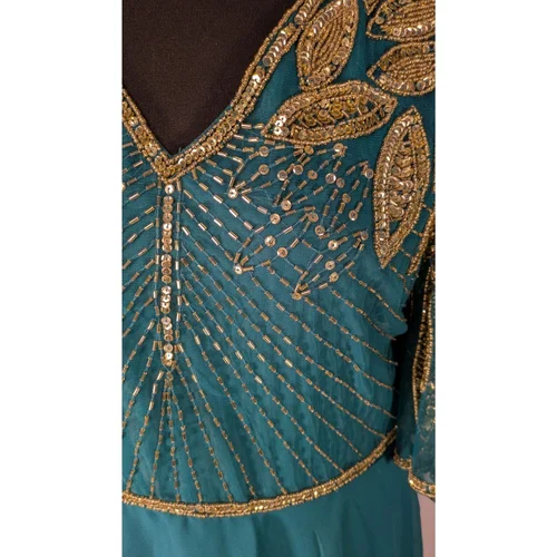 Butik Premium – Suknia Szmaragdowa Złote Koraliki Gatsby R. 38/40 - zdjęcie 5