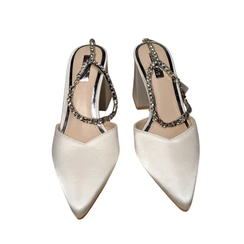 Be Mine – Białe Szpilki Mule z Cyrkoniowym Łańcuszkiem 38 - zdjęcie 2