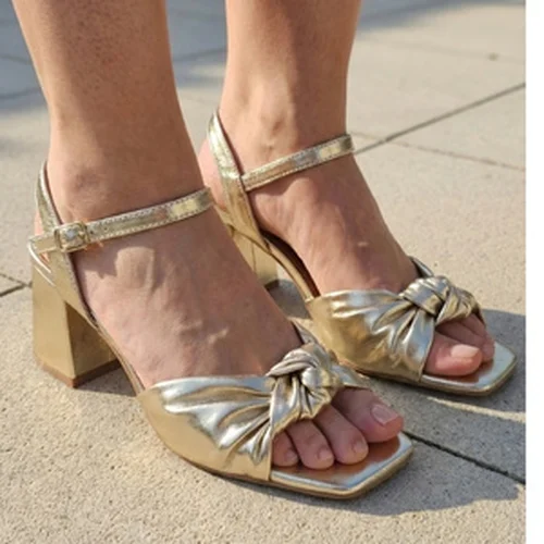 ASOS Design – Złote Sandały na Słupku 40 (Gatunek II – Para nr 2) - zdjęcie 9