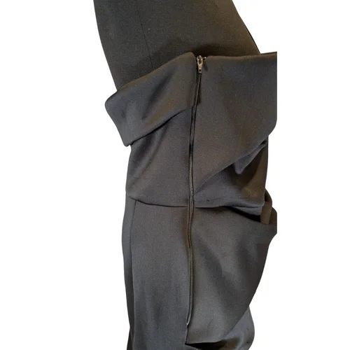 ASOS Design – Czarna Satynowa Sukienka Mini z Trenem – 46 - zdjęcie 4