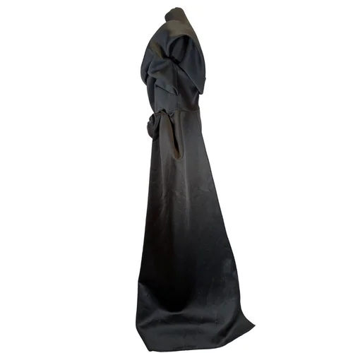 ASOS Design – Czarna Satynowa Sukienka Mini z Trenem – 46 - zdjęcie 9