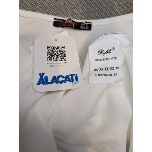 Białe Asymetryczne Body z Bufką i Siateczką Alaçatı Stili R. 36 - zdjęcie 5