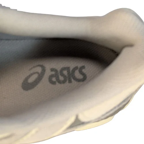 Damskie Buty Sportowe Asics Gel-Venture 6 Beżowe 39,5 - zdjęcie 2