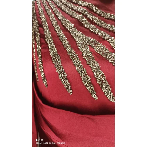 Mihir – Wieczorowa Suknia Maxi Bordo z Kryształami – Rozm. 40 - zdjęcie 5