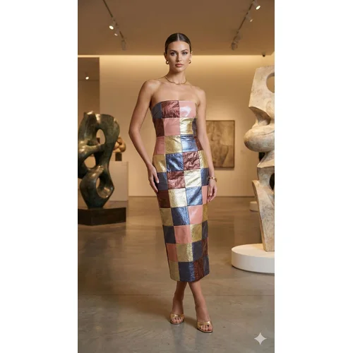 Annorlunda – Metaliczna Sukienka Midi Patchwork 38 - zdjęcie 8