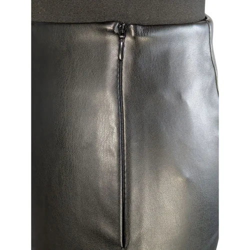 Noisy May – Czarna Spódnica Mini z Eko-skóry z Rozcięciem – XS (NMClara Penny) - zdjęcie 5