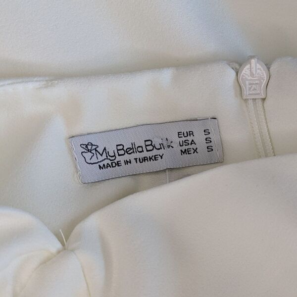My Bella Butik Biała Sukienka Midi z Perłowymi Guzikami S - zdjęcie 15
