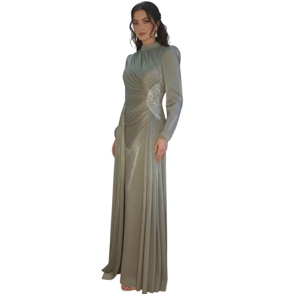 Mihir Istanbul – Metaliczna Suknia Sage Olive z Kryształami R. 40
