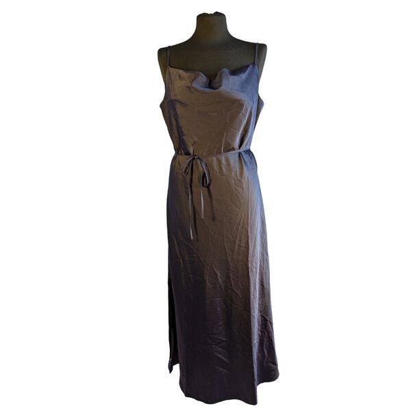 Y.A.S – Satynowa Sukienka Midi na Ramiączkach XL